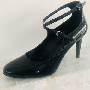 Nine West Black Patent Heels